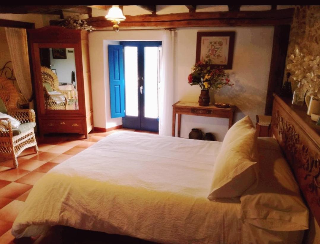 Casa Lucia Guest House Mogarraz Exterior photo